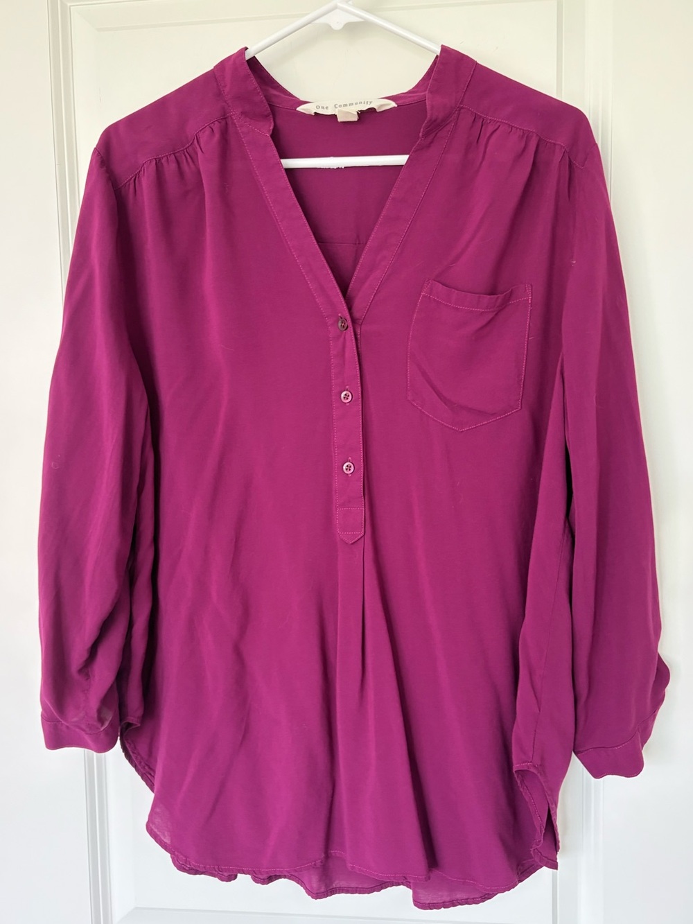 One Community Women's Magenta Button Down Rayon Blouse - Large